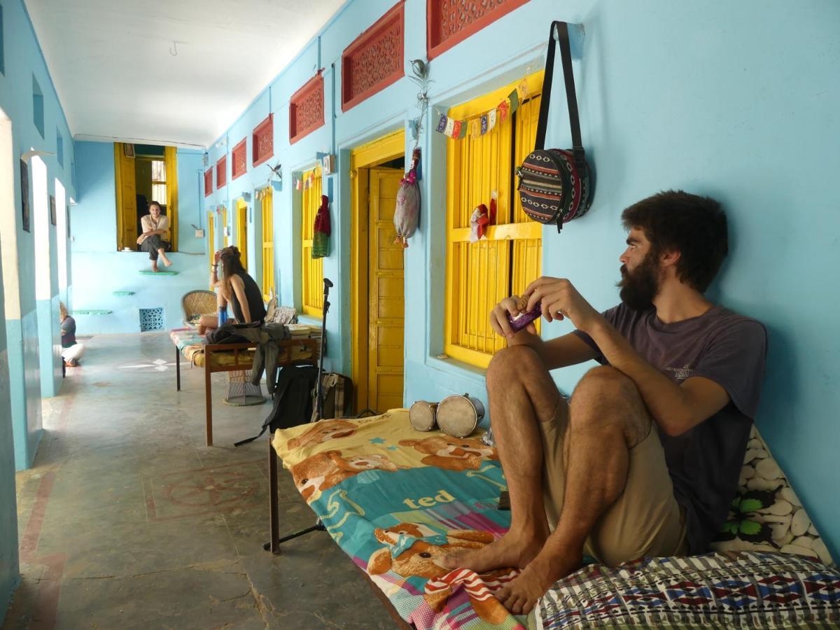 布什格尔 12 Monks Backpackers Community旅舍 外观 照片